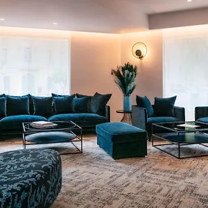 Aparthotel Hoteliere Chambord Au Coeur De - Entierement Renovee, Mentone